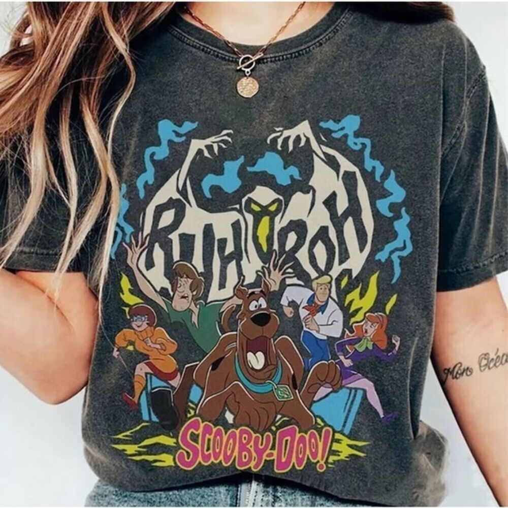 Scooby Doo Cartoon  Party Shirt Horror Movie Black Tshirt